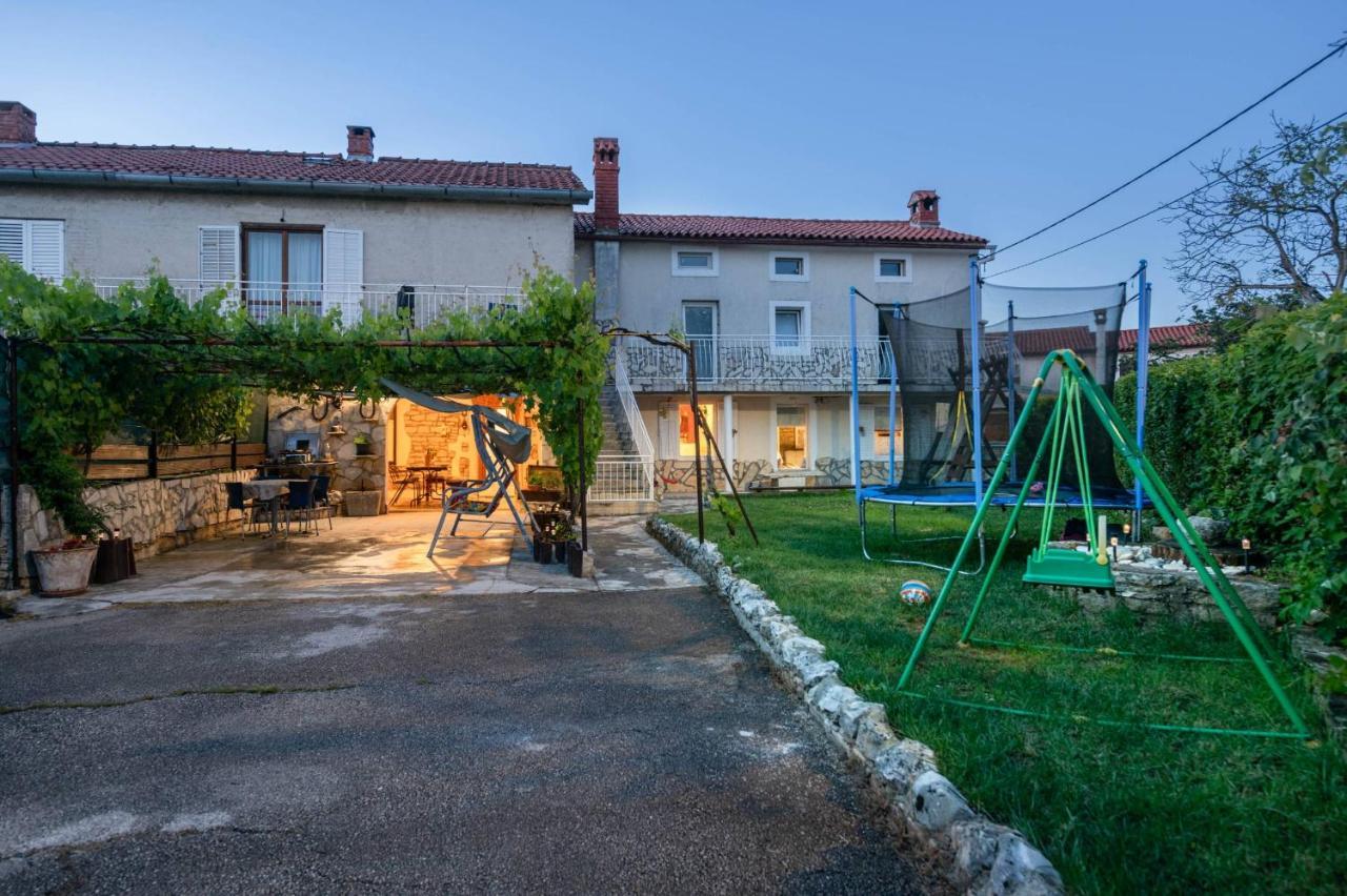 Holiday House Ruba Marčana エクステリア 写真