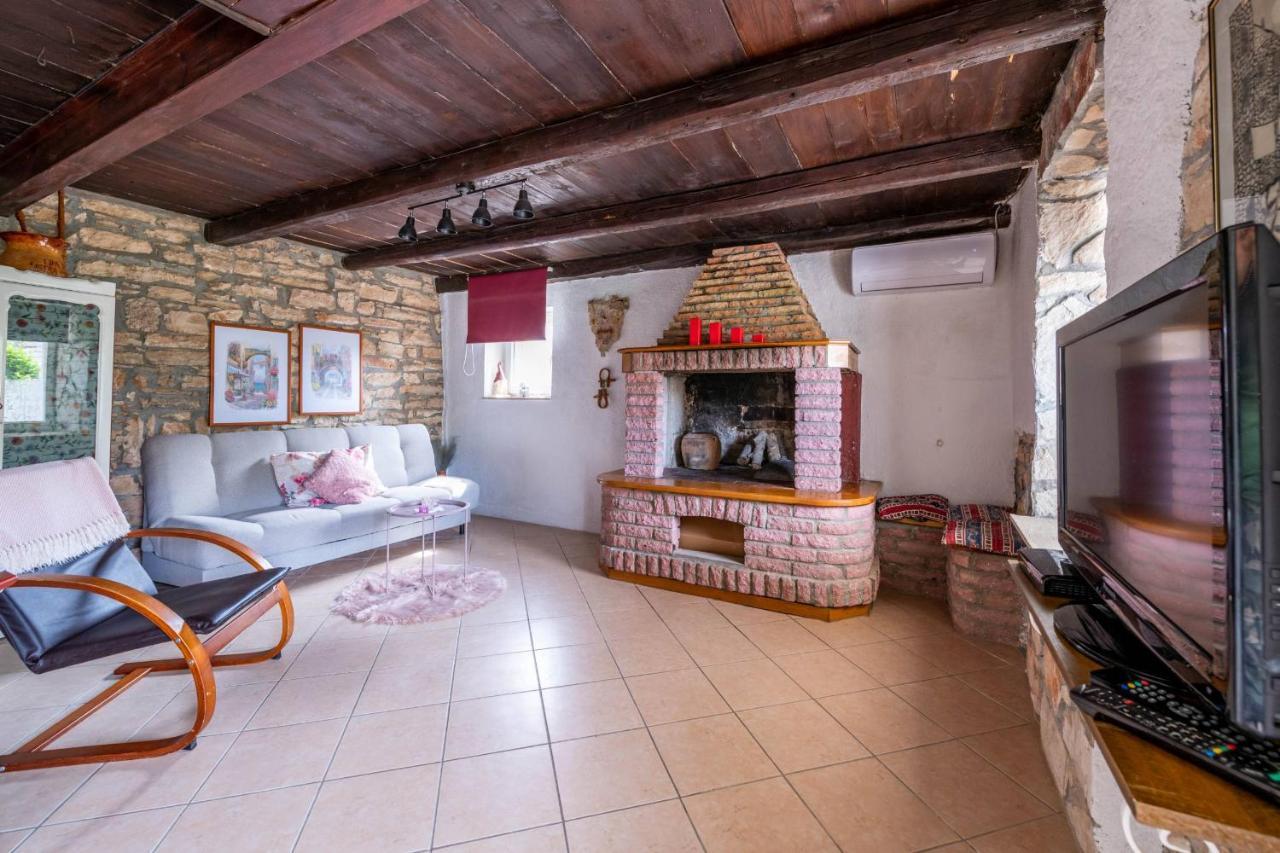 Holiday House Ruba Marčana エクステリア 写真