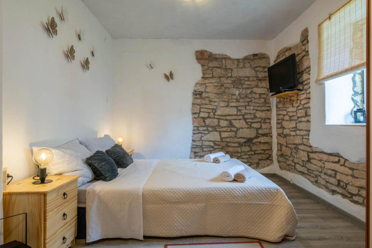 Holiday House Ruba Marčana エクステリア 写真